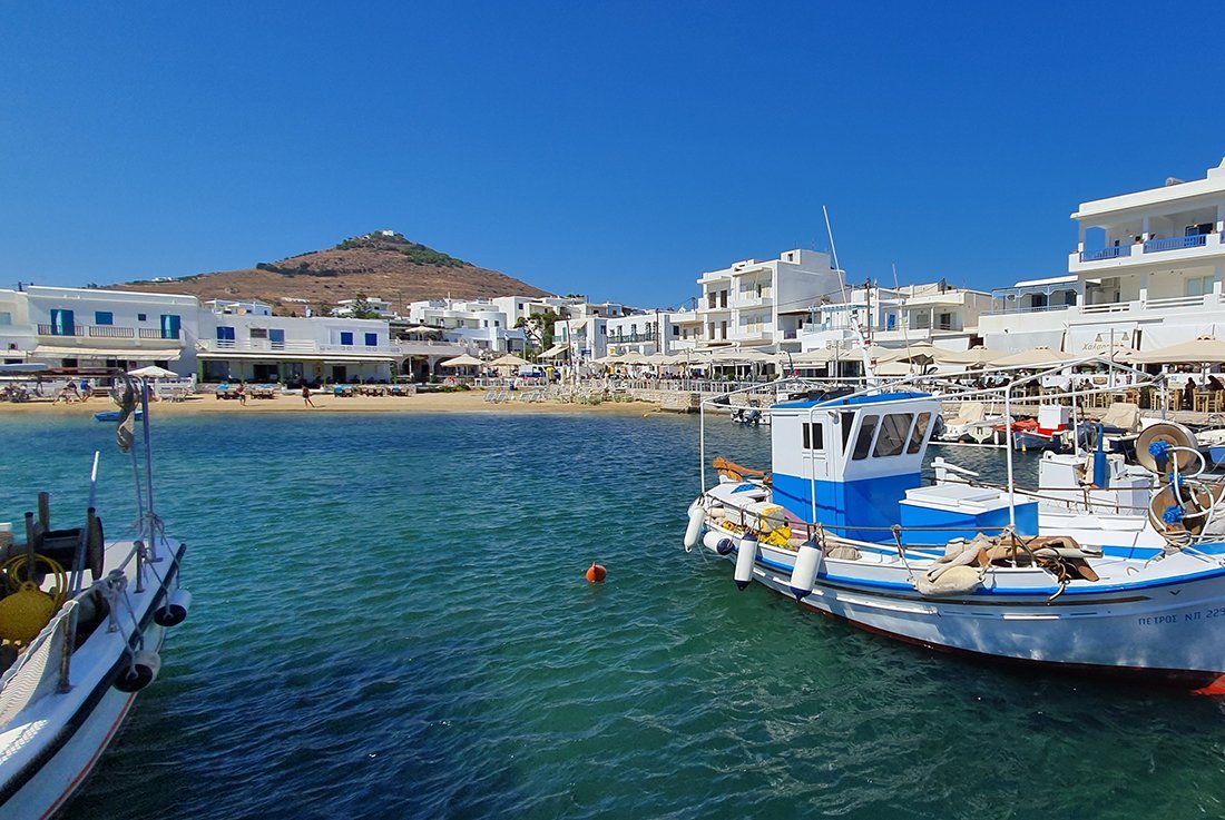 De plaats Piso Livadi op Paros