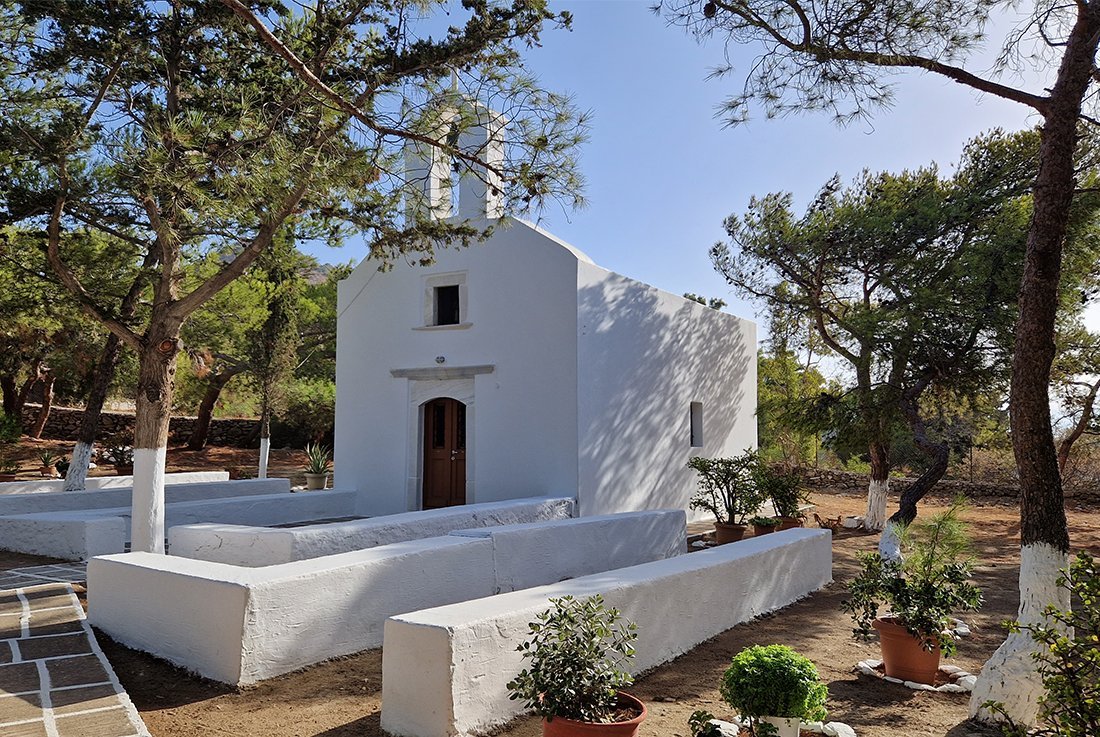 Paros marpissa (6).jpg