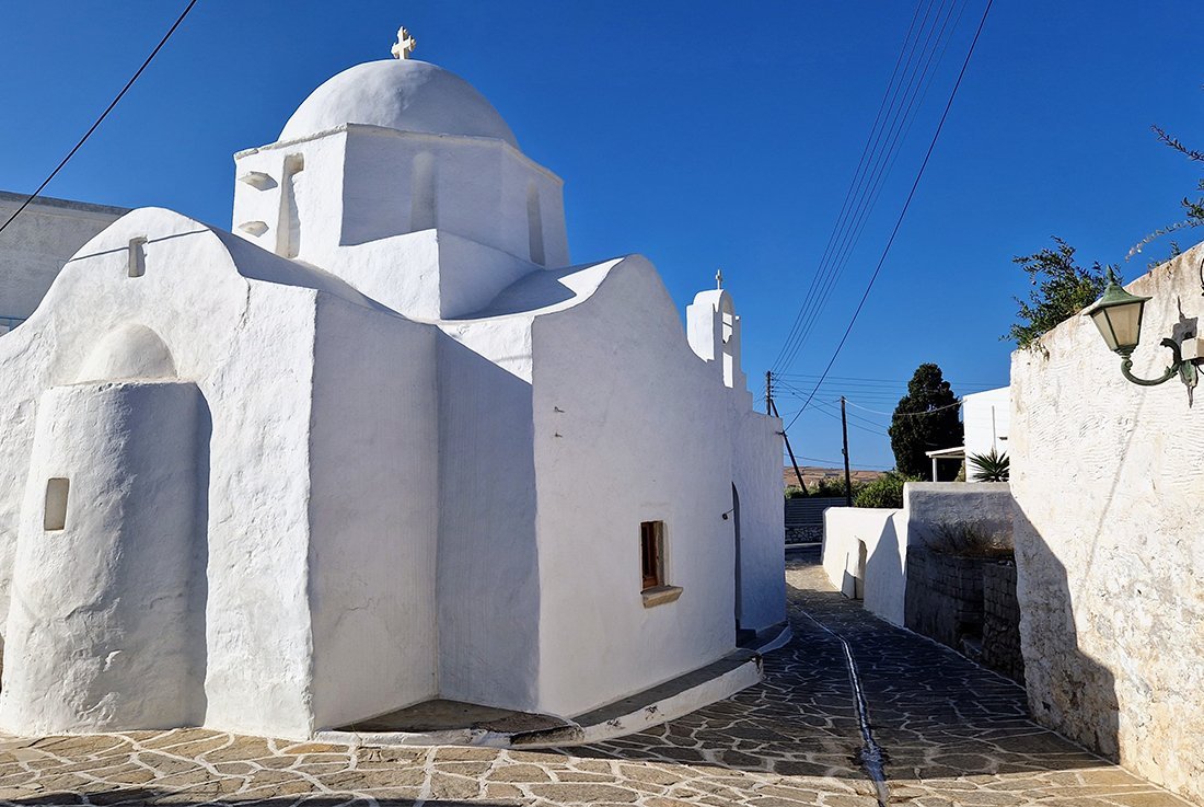 Paros marpissa (21).jpg