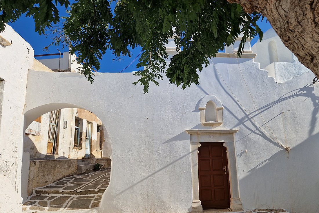 Paros marpissa (36).jpg