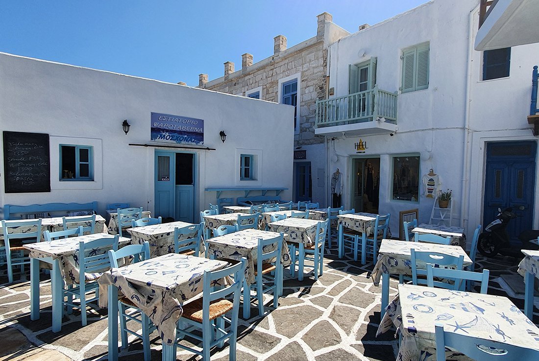 Paros Naoussa (3).jpg