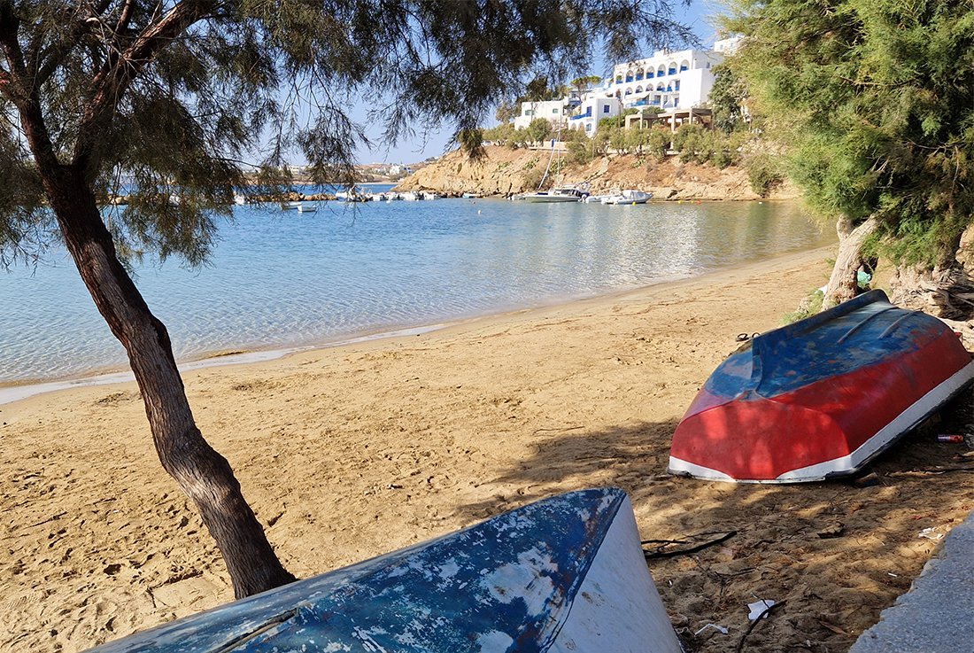 plaats Piso Livadi op Paros