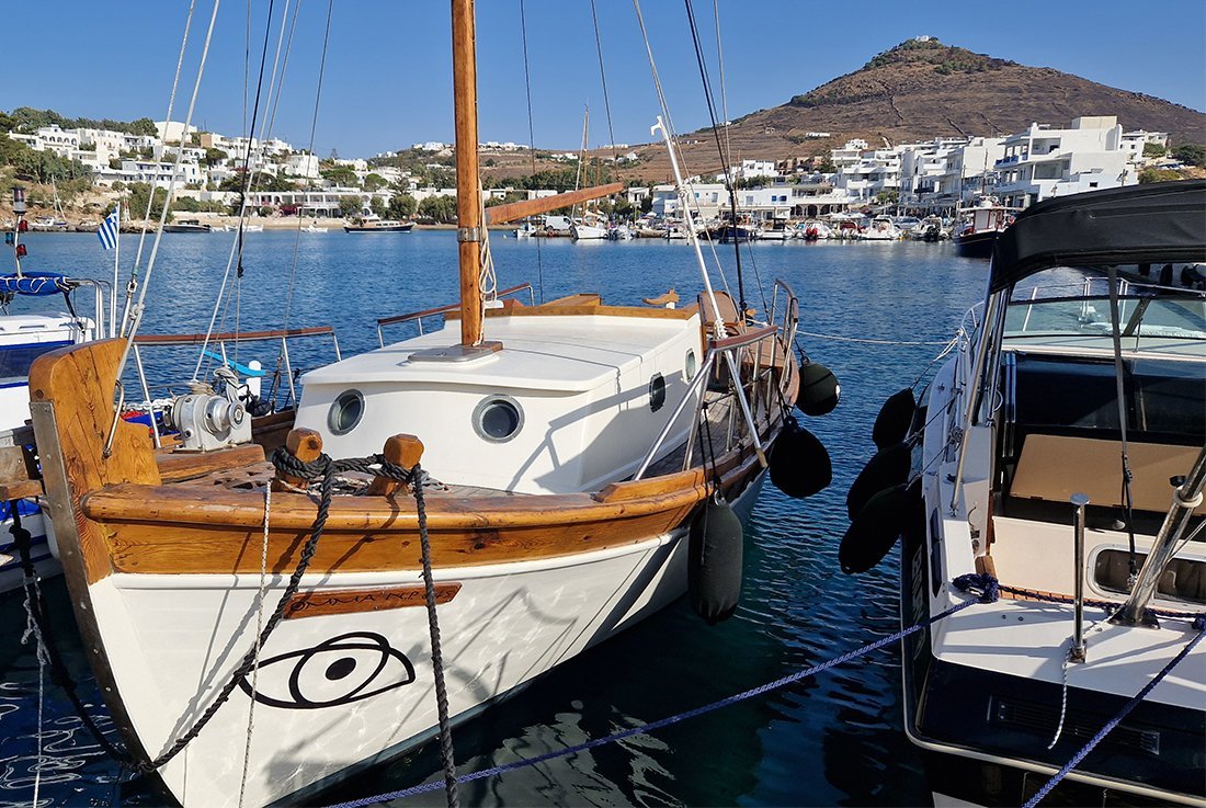plaats Piso Livadi op Paros
