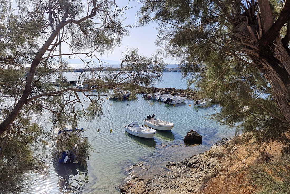 plaats Piso Livadi op Paros