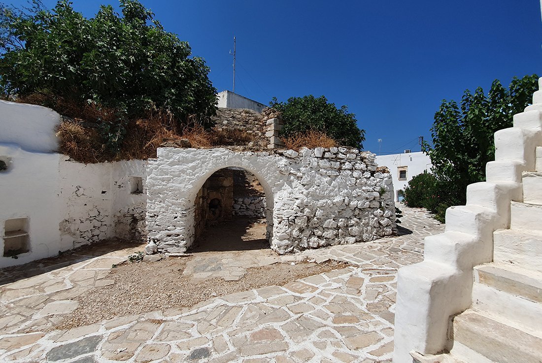 Bezienswaardigheid Antiparos, Paros