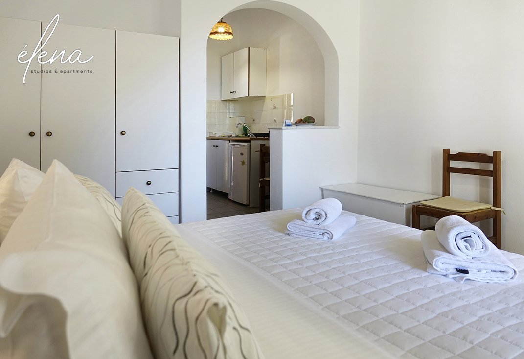 Huize Elena op Paros, Studio 2 p