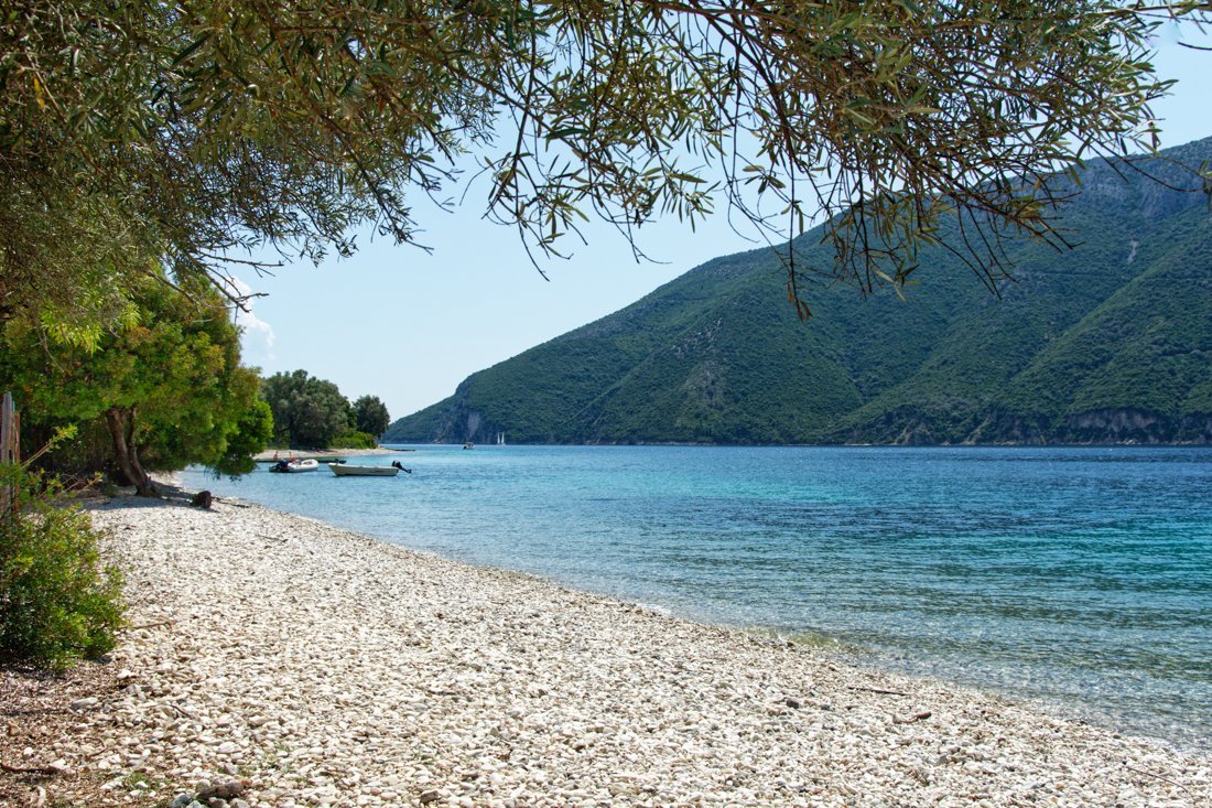 3meganisi_agios_ioannis_beach_008.jpg