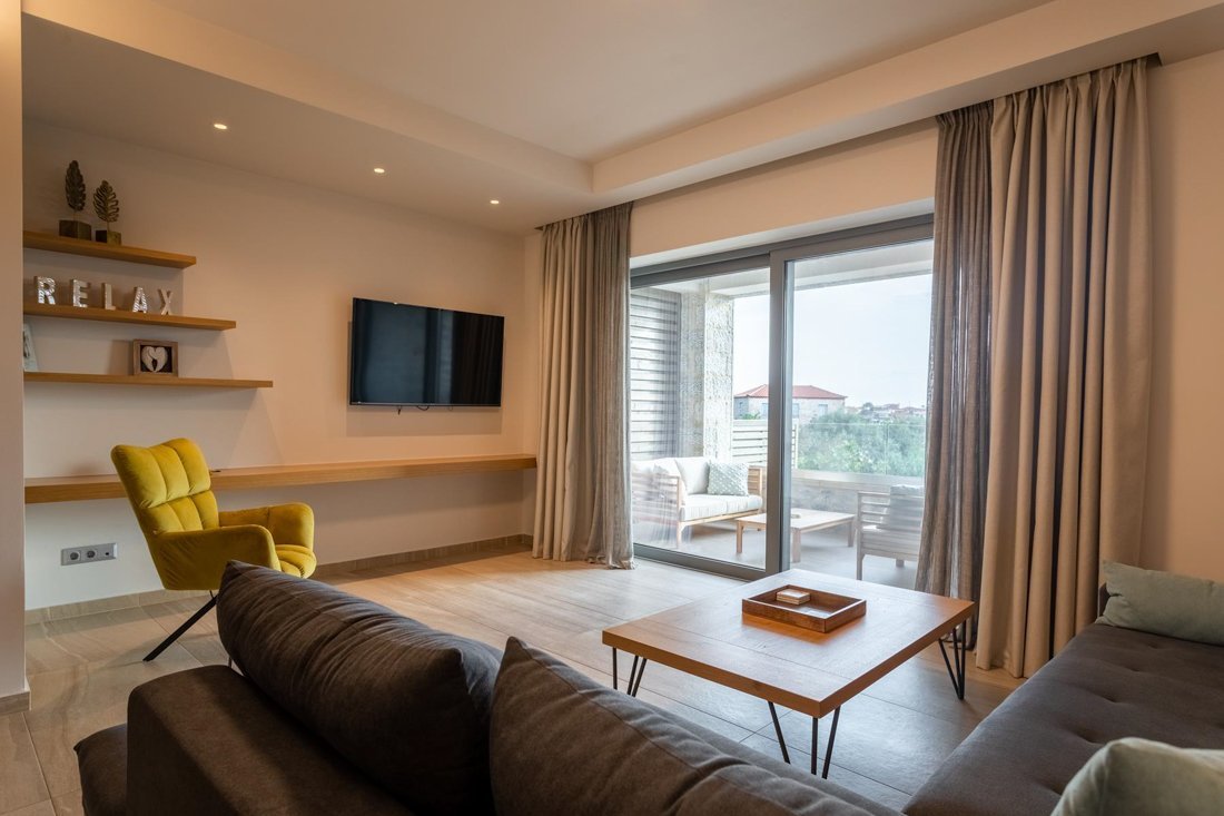 pe_linari_luxury_villa_ei (33).jpg