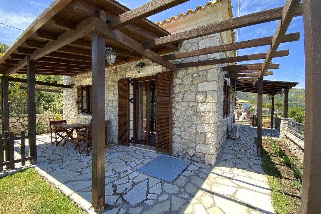 ig_lf_lefkadavillas_meganisi_ei (5).jpg