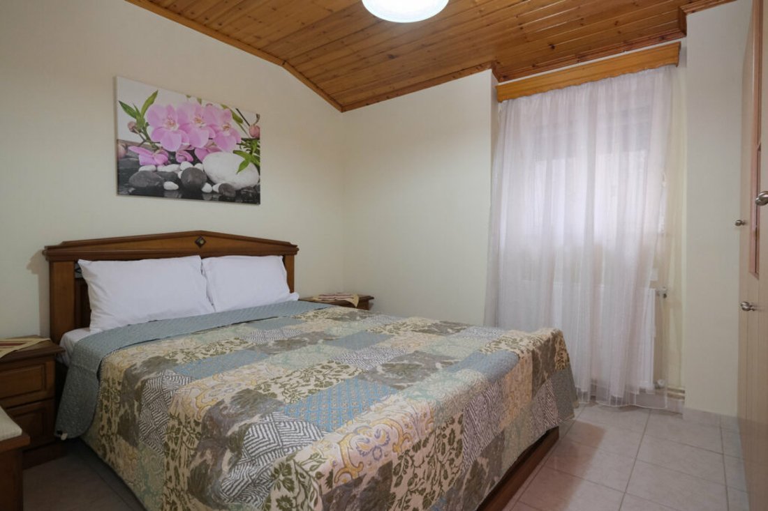 rh_li_anemoesa_app_2-4p_ei (9).jpg