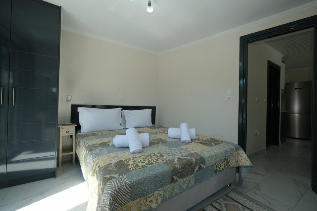 rh_li_anemoesa_app_2p_ei (14).jpg