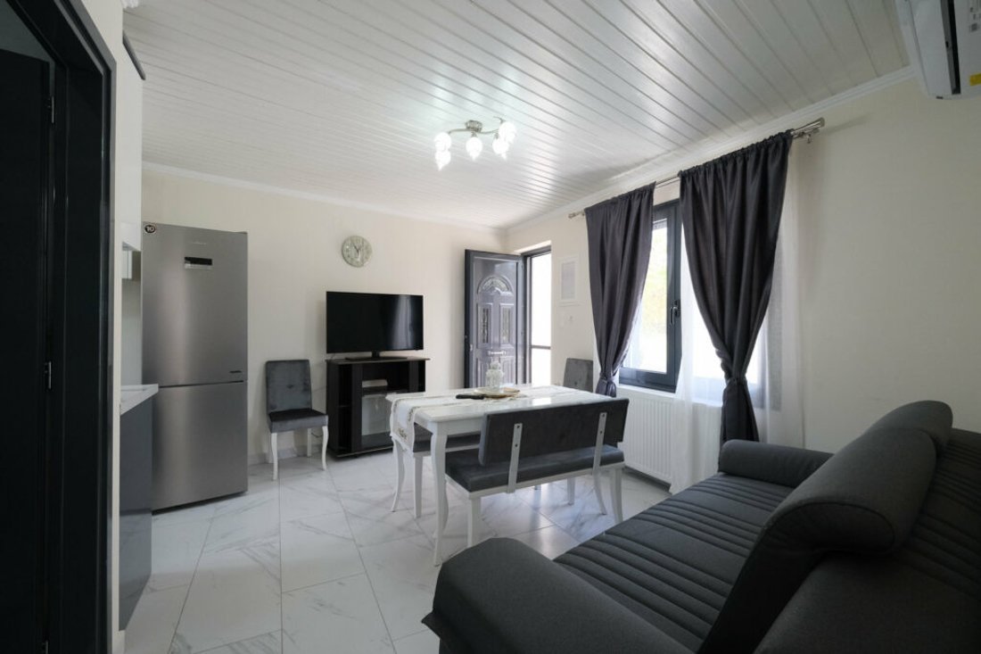 rh_li_anemoesa_app_2p_ei (10).jpg