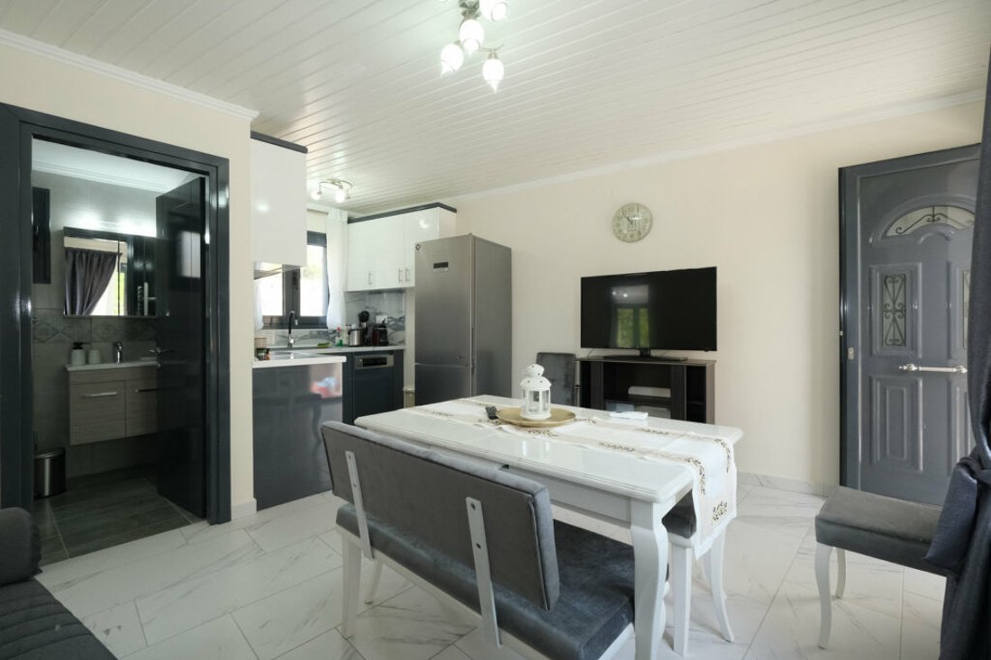 rh_li_anemoesa_app_2p_ei (11).jpg