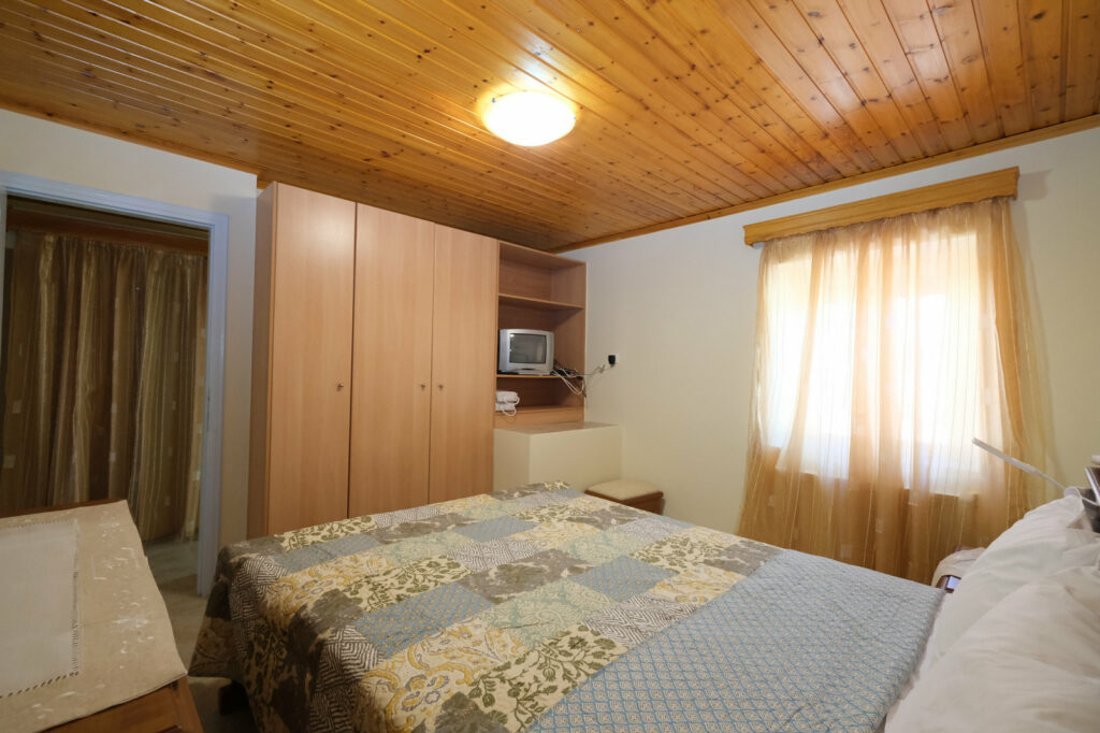 rh_li_anemoesa_maisonnette_2-4p_ei (17).jpg