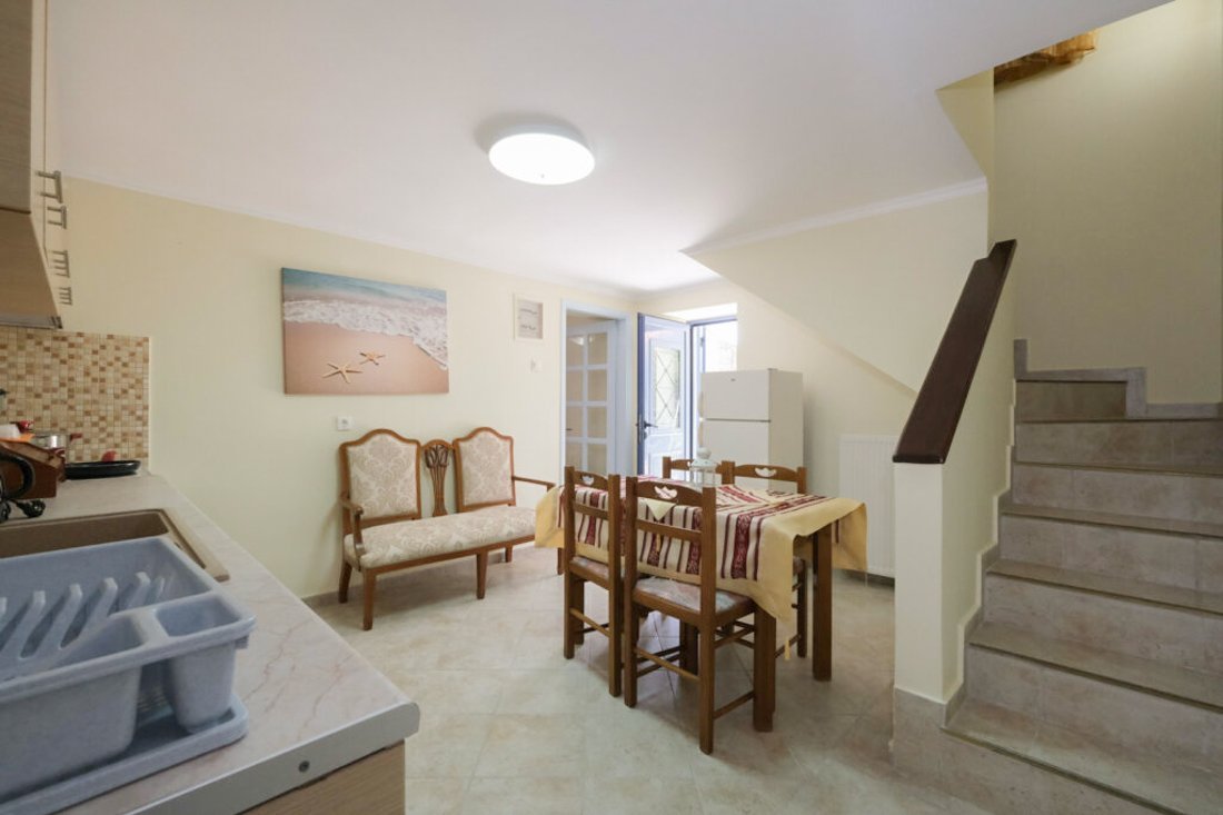 rh_li_anemoesa_maisonnette_2-4p_ei (7).jpg