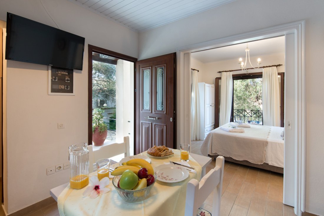 rh_px_aglaia_studio_ei (4).jpg