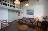 rh_wk_nostos_qple_ei (2).jpg