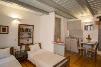 rh_wk_nostos_studio_ei (10).jpg