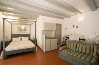 rh_wk_nostos_studio_ei (12).jpg