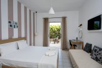 za_belmondo_no2_24_ag (3).jpg