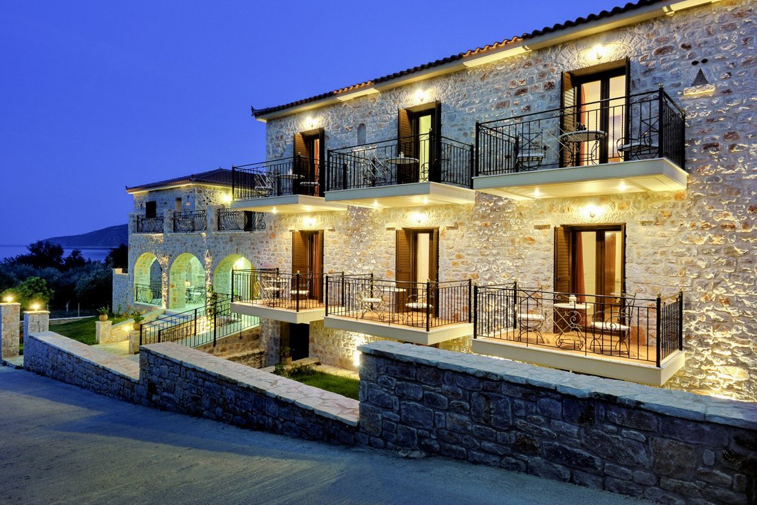 ad_external_night_04_ei (3).jpg