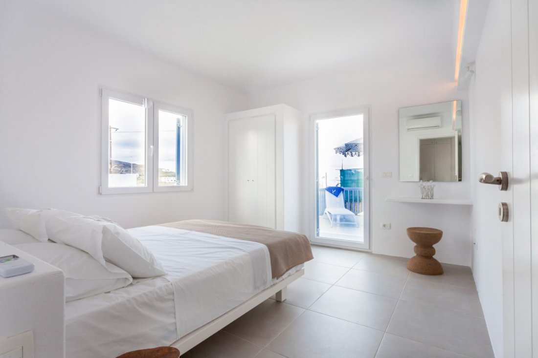 mi_flag_suite1_ei (2).jpg