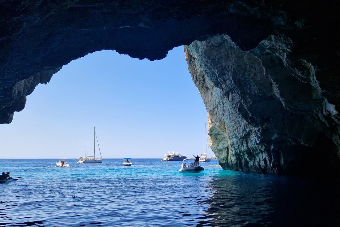 px_blue_caves_24_cb (13).jpg