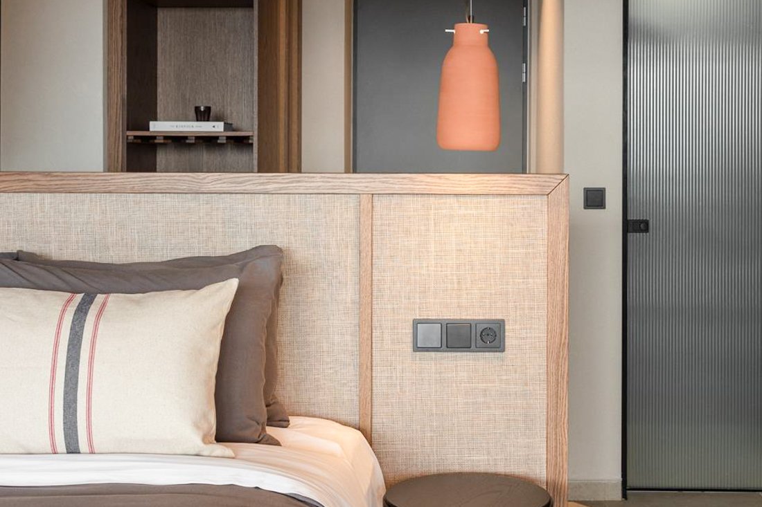 ig_zk_kymani_deluxe_zee_ei (3).jpg