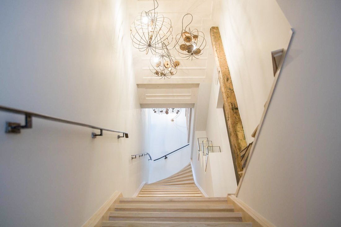 ig_ar_amymonesuites_ei (1).jpg