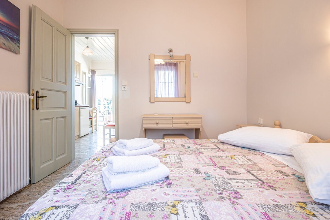 ig_pi_argyroula_app1_ei (4).jpg