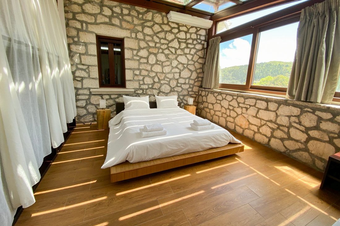 ig_lf_anemones_krinea_ei (23).jpg