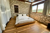 ig_lf_anemones_krinea_ei (23).jpg