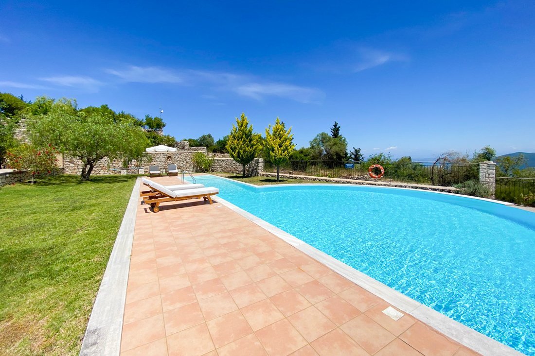 ig_lf_anemones_melia_ei (15).jpg