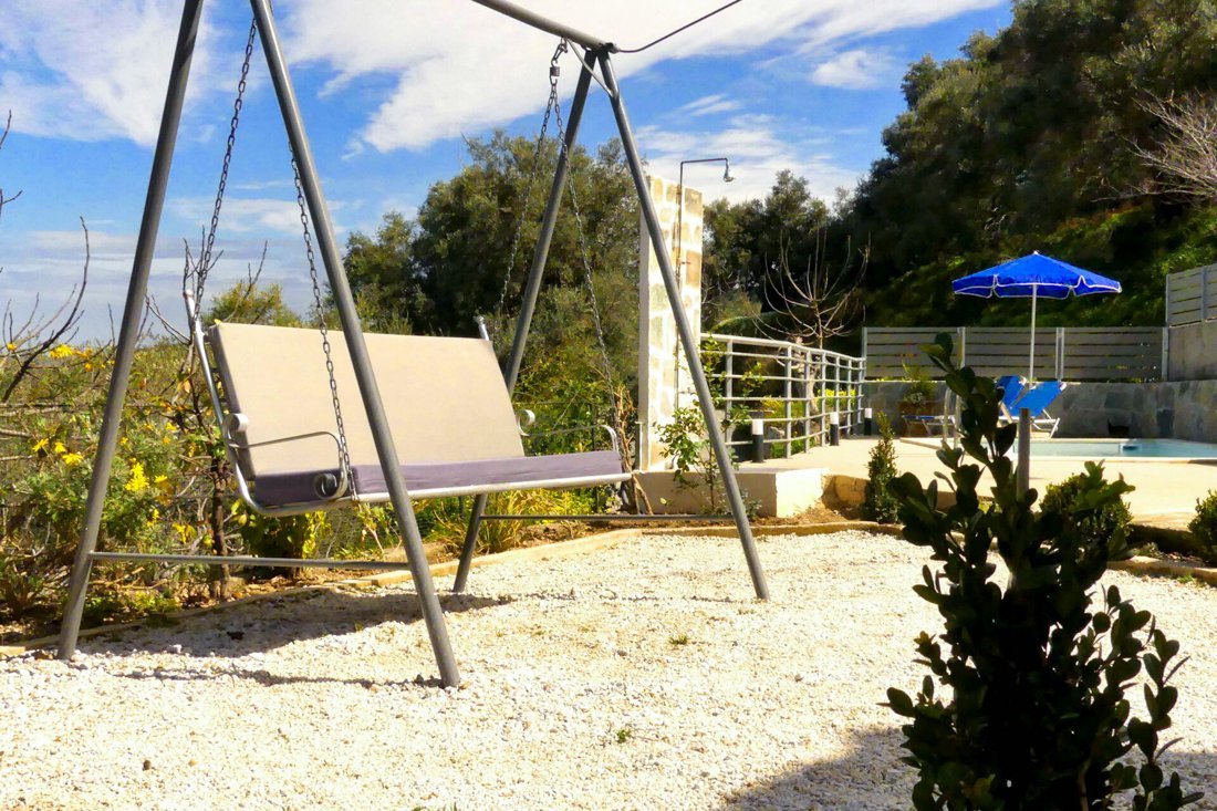 ig_wk_aretousa_ei (5).jpg