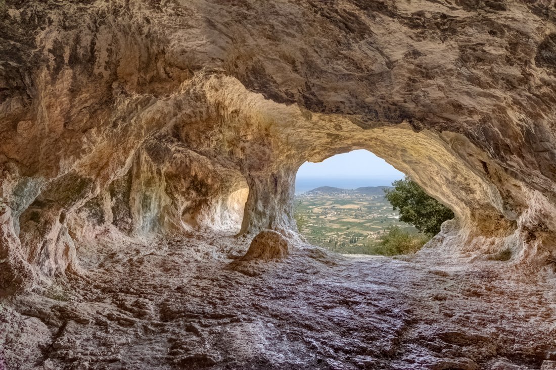 black cave_24_ag (2).jpg