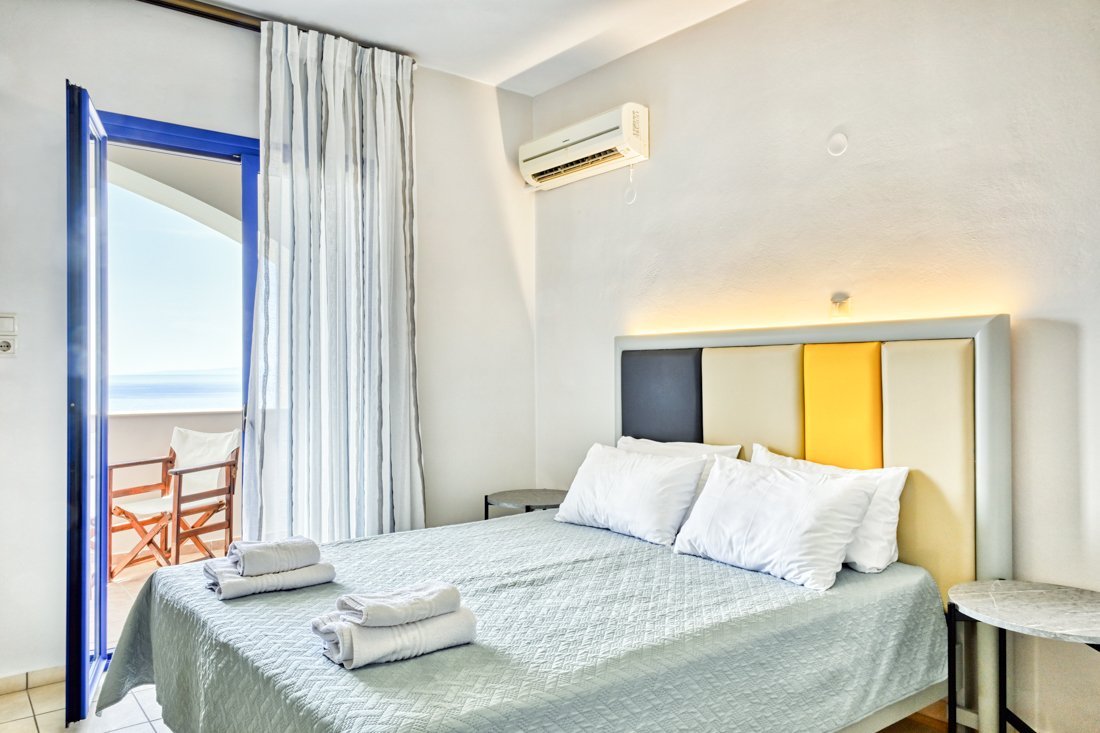 sfakian horizon room 14 (3).jpg