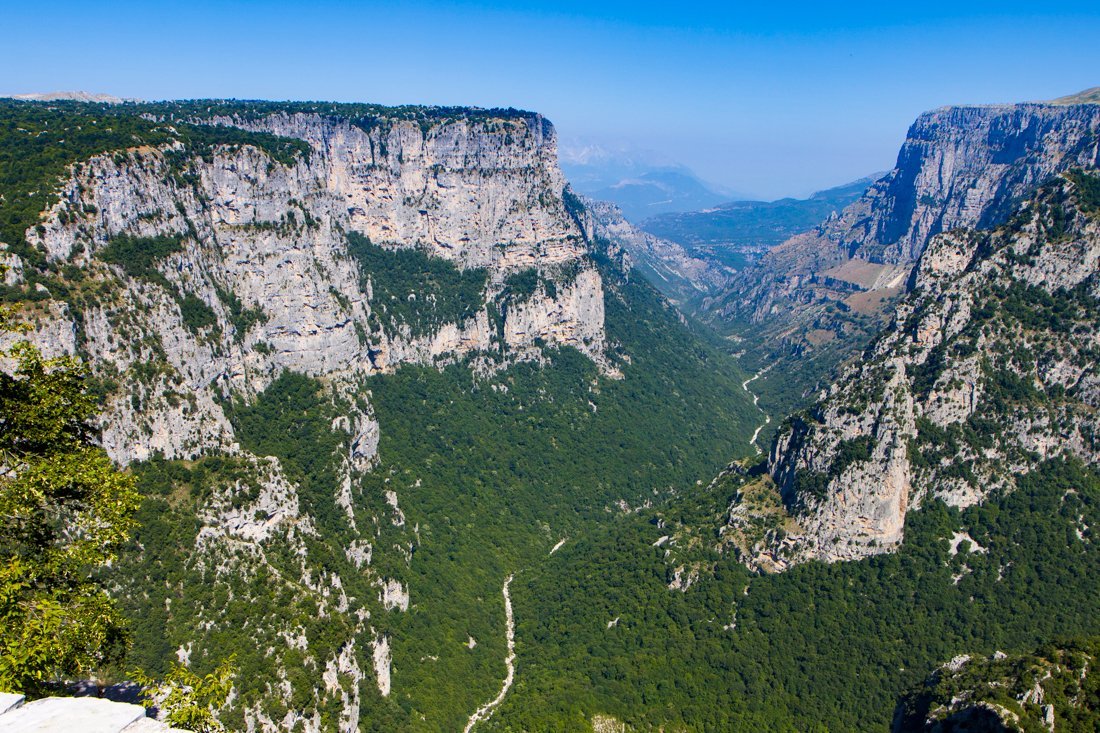 vikos_shutterstock_208406311.jpg