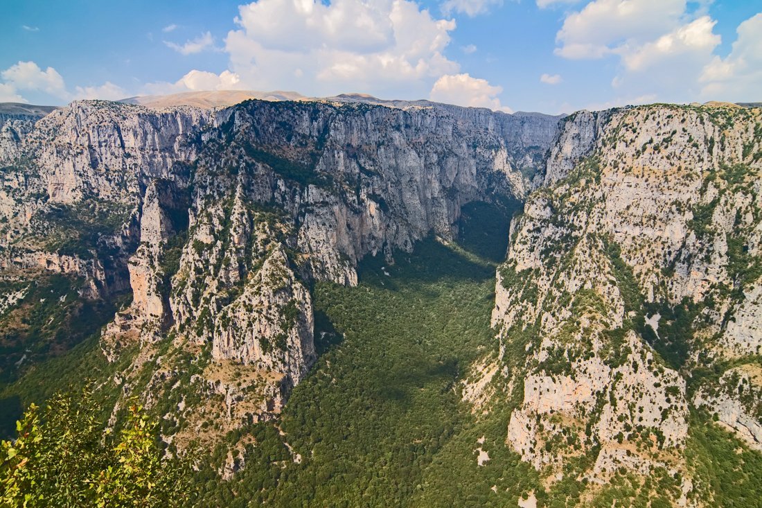 vikos_shutterstock_87880378.jpg