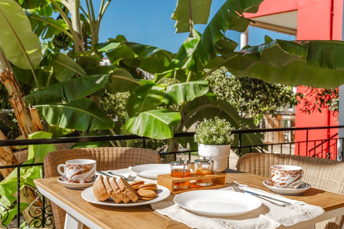 ep_mare_s_app_25_ei (2).jpg