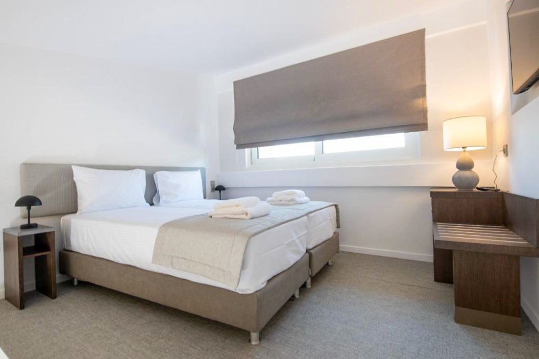 pe_diamond_suite_25_ei (1).jpg