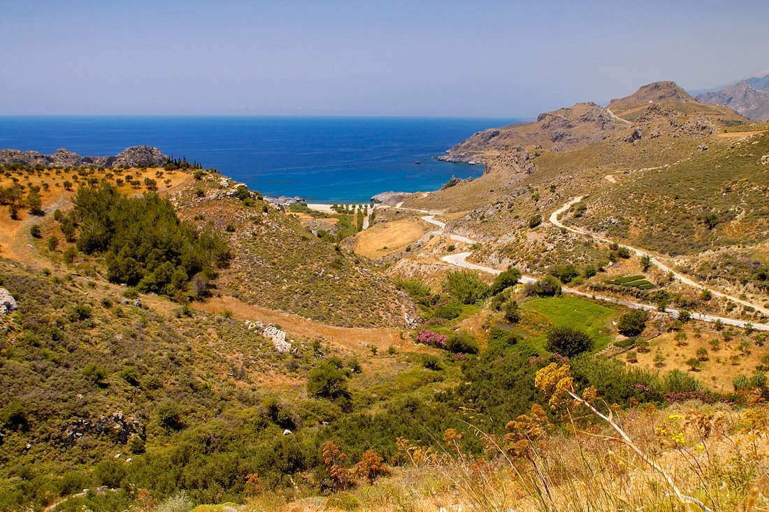 amoudi_in distance55.jpg