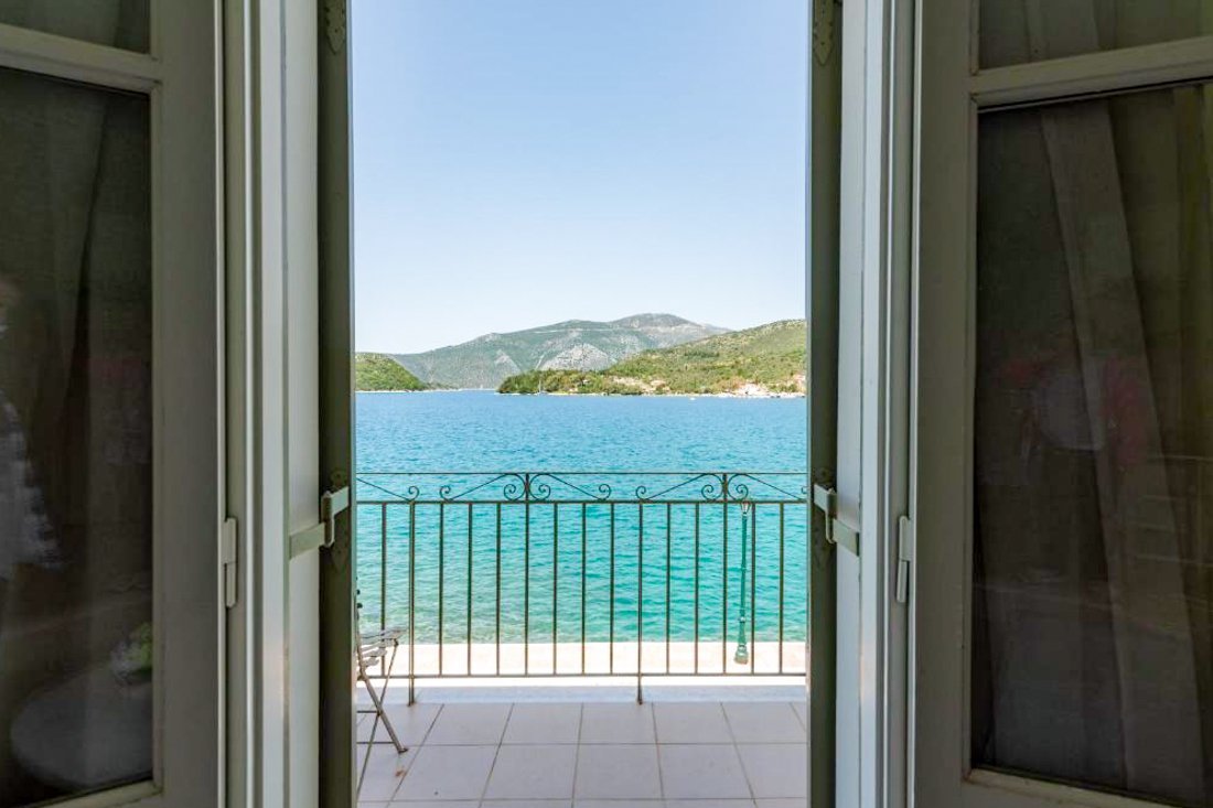 omirikon_1v_ei (1).jpg