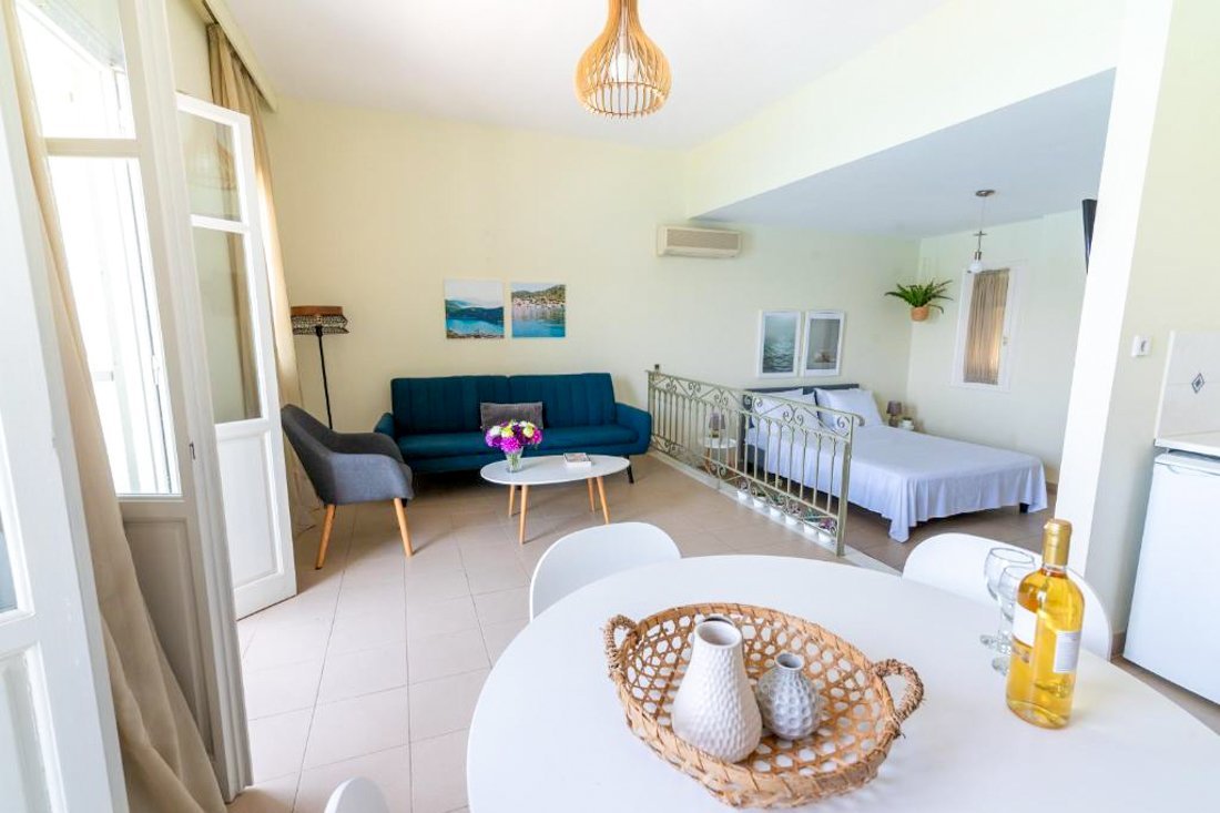 omirikon_st_ei (2).jpg