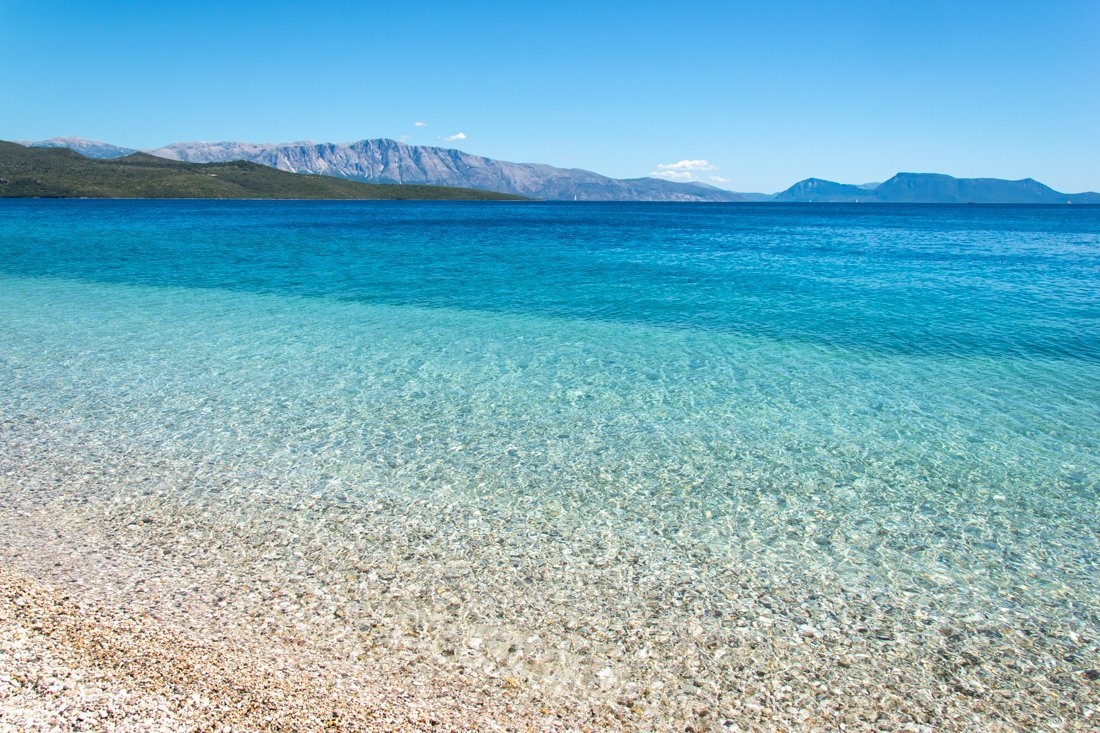 25002783_lf_nikiana beach_25_fw.jpg