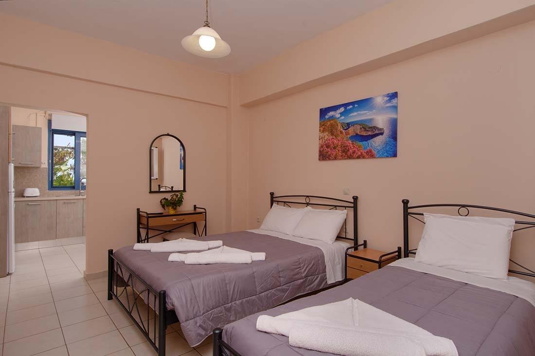 Akrogiali, Poros, Kefalonia st 1