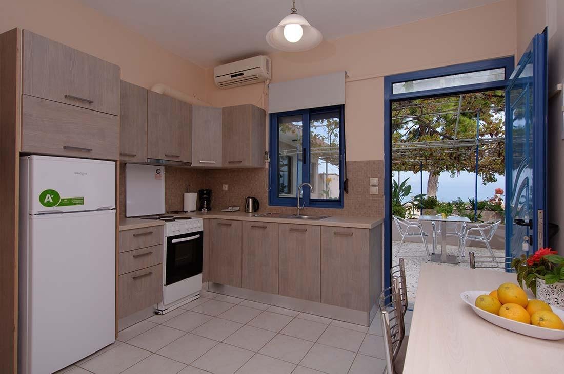 Akrogiali, Poros, Kefalonia st 2