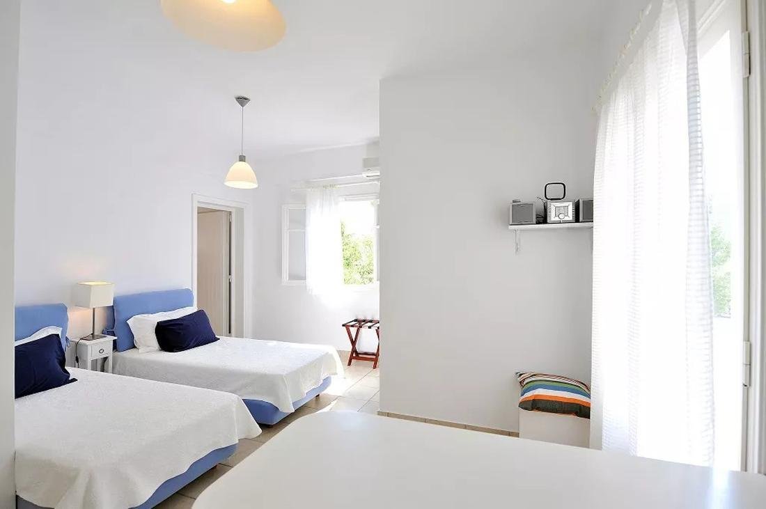 Kostantakis Residence Milos