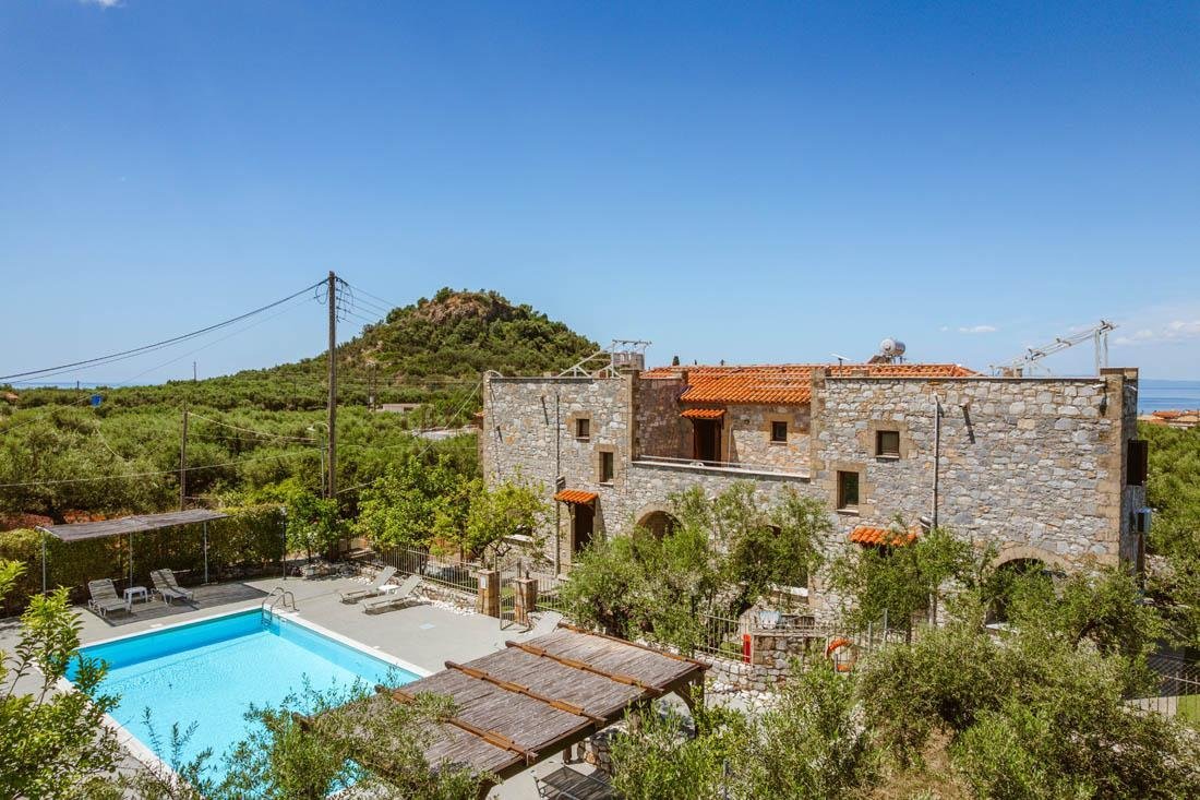 io villas, stoupa in peloponnesos