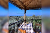 huize margaritos, afissos op pilion