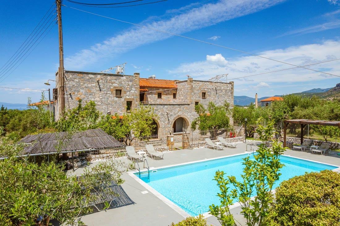 io villas, stoupa in peloponnesos
